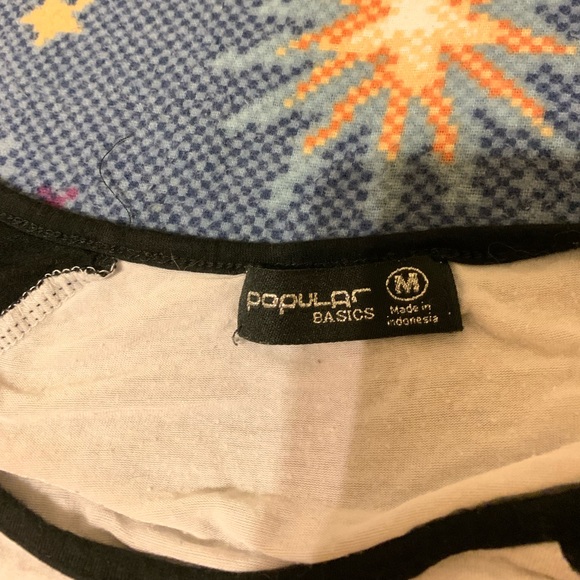 alien tshirt - Picture 3 of 3